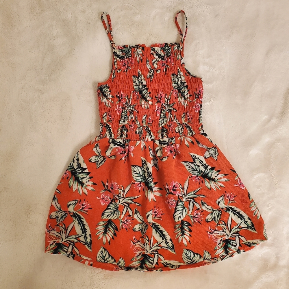 WOMEN TOP
